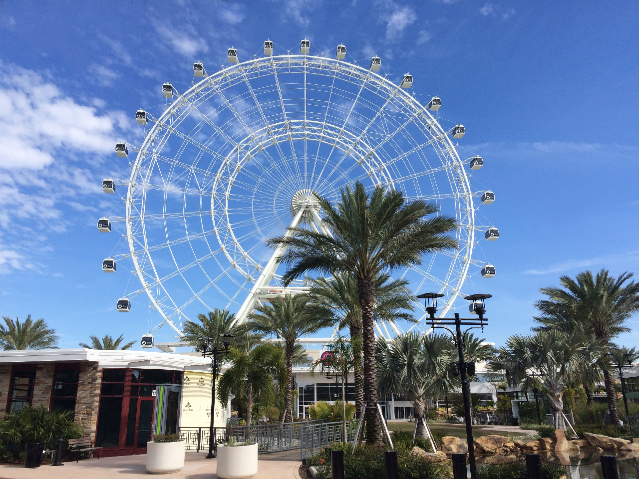 Intamin Giant Wheels Blooloop