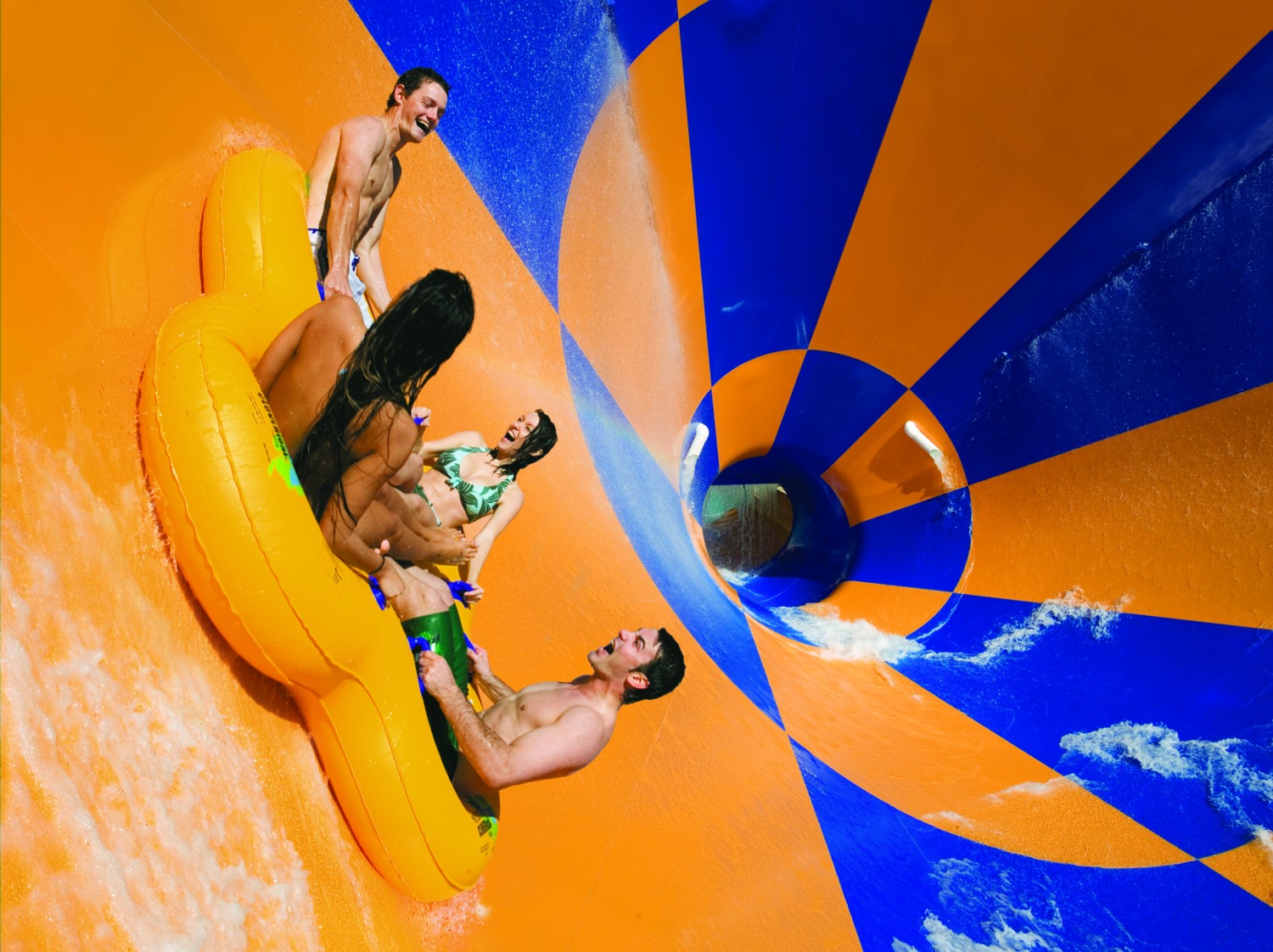 proslide-tornado-extreme-waterslide-to-debut-at-wet-n-wild-las-vegas