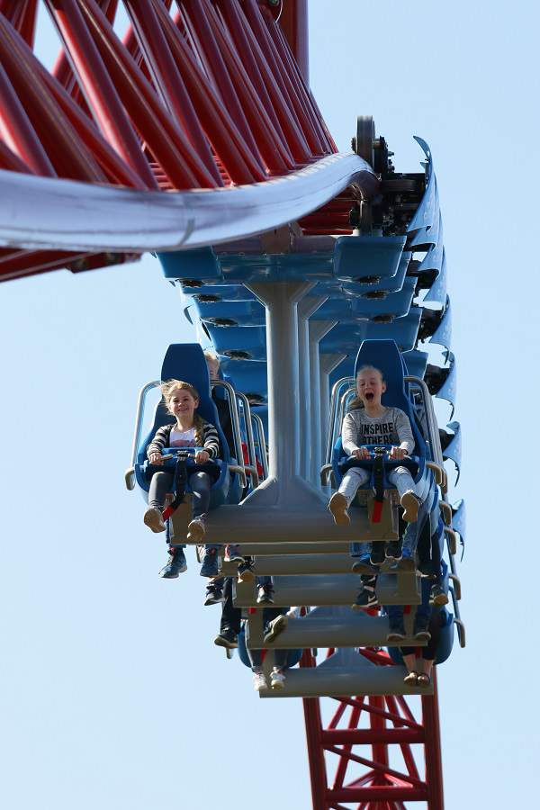 Intamin S Record Breaking Dragekongen Dragon King Coaster Turns Up The Heat At Djurs Sommerland Blooloop