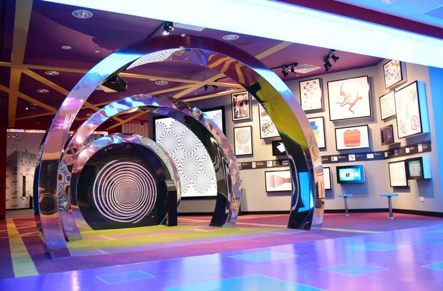 Science Centre Singapore Explores Science Of Optical