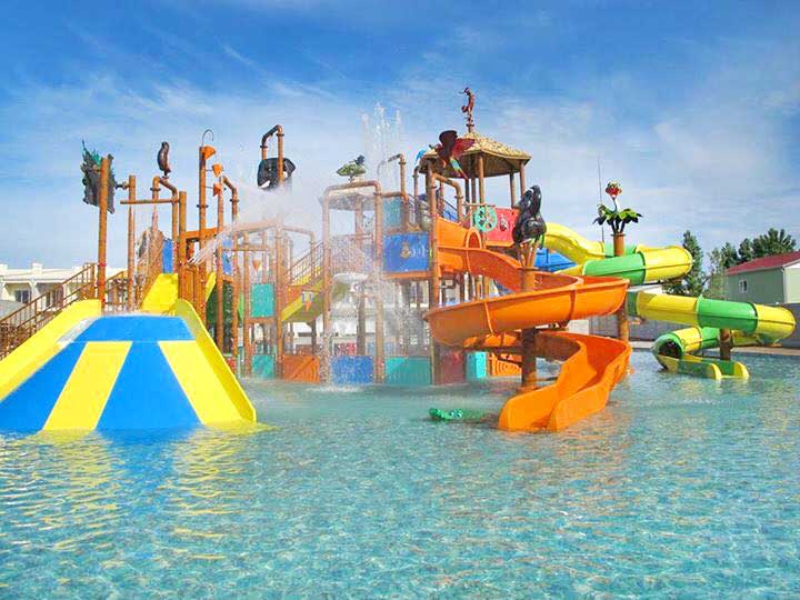 Arihant creates themed waterslides for Aquapark Zatoka | blooloop