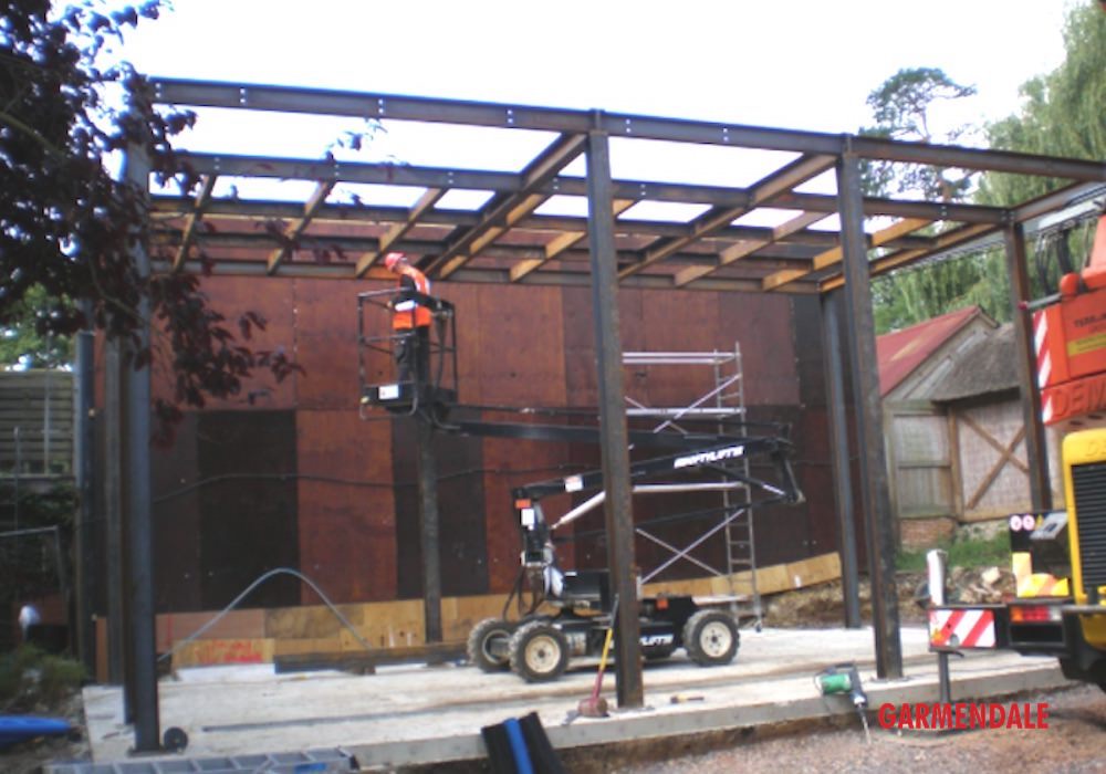 Bespoke zoo enclosure design and build by Garmendale zoo engineering