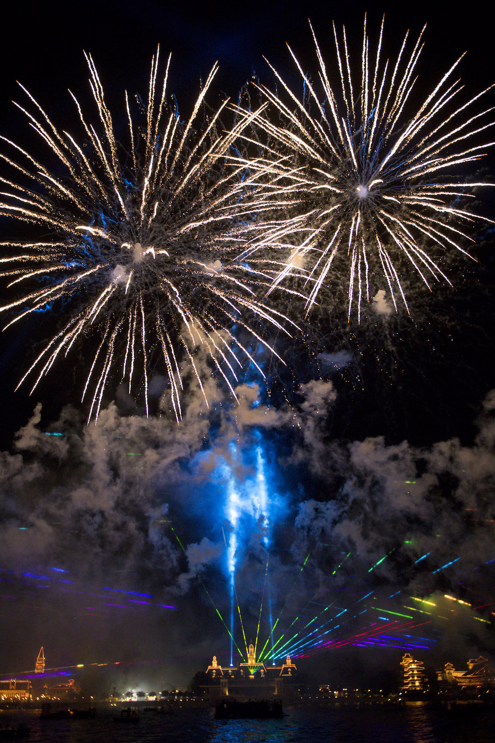 Epcot’s HarmonioUS nighttime spectacular will light up the sky | blooloop